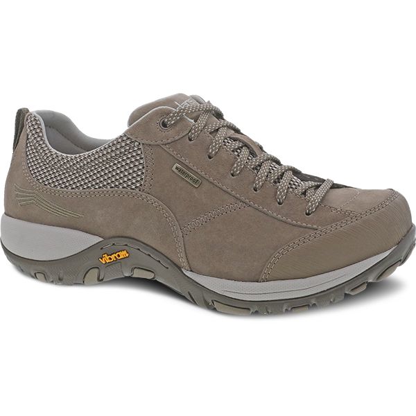 Walnut Waterproof / 36 / Medium