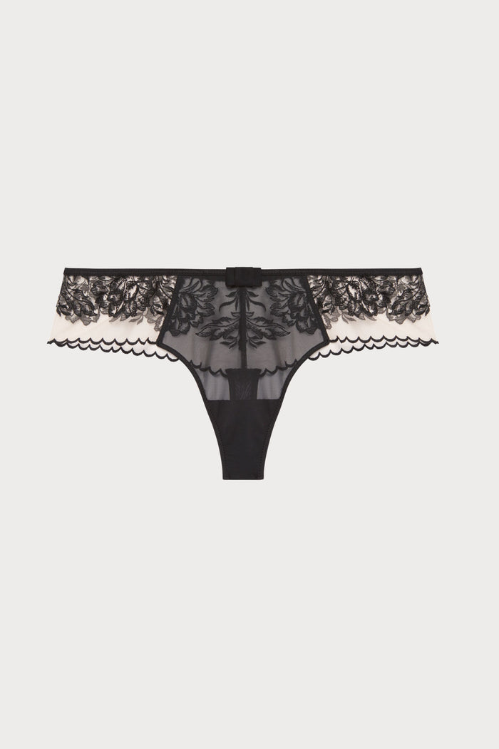Romance Embroidery Shorty